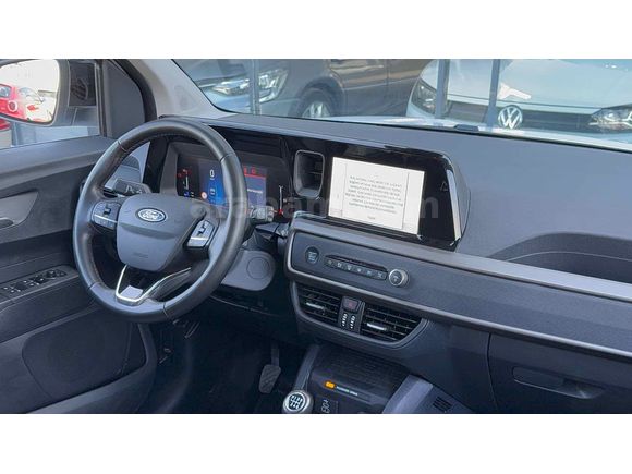 Galeriden Ford Tourneo Courier 1.5 EcoBlue Titanium 2025 Model Antalya