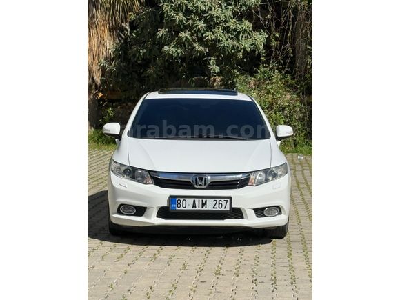 Sahibinden Honda Civic 1.6i VTEC Eco Elegance 2013 Model