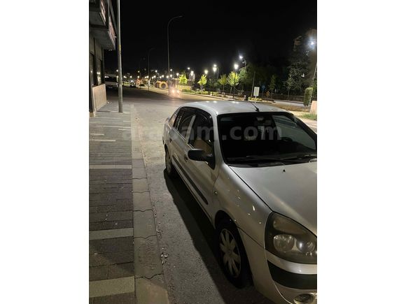 Sahibinden Renault Clio 1.5 dCi Alize 2006 Model  363.000 km Gri (Gümüş)