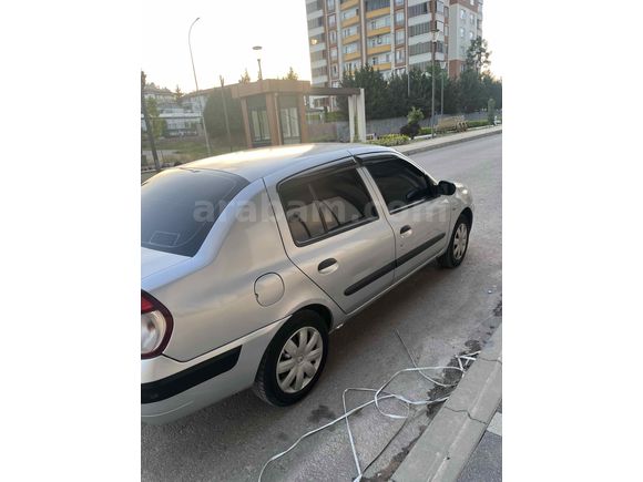 Sahibinden Renault Clio 1.5 dCi Alize 2006 Model  363.000 km Gri (Gümüş)