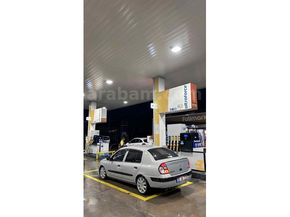 Servis çalışanından bakımlı clio 2