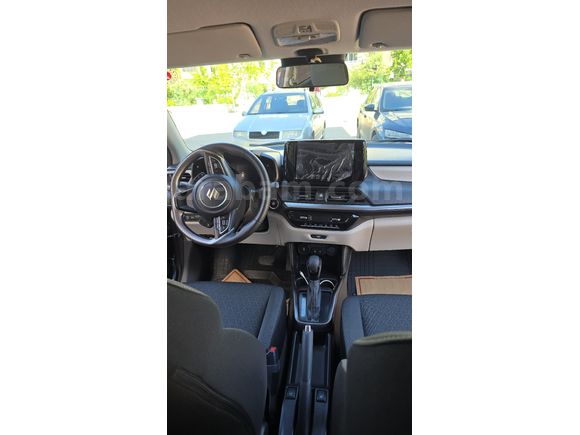 Sahibinden Suzuki Swift 1.2 Hibrit Pulse 2025 Model  18.600 km Gri (metalik)