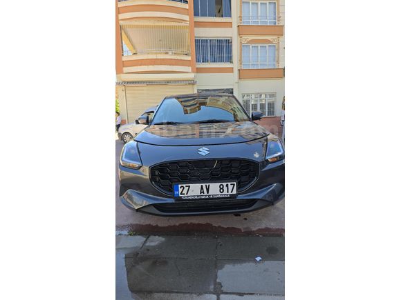 Sahibinden Suzuki Swift 1.2 Hibrit Pulse 2025 Model  18.600 km Gri (metalik)