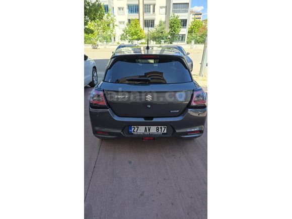 Sahibinden Suzuki Swift 1.2 Hibrit Pulse 2025 Model  18.600 km Gri (metalik)