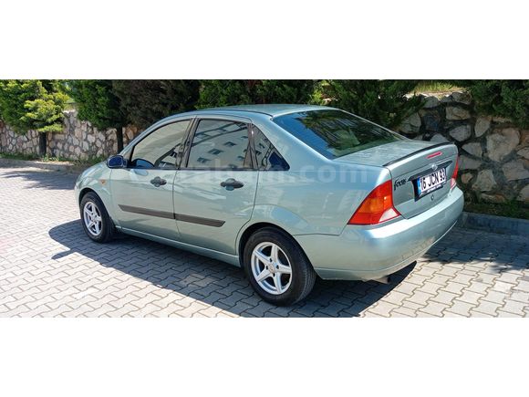 Sahibinden Ford Focus 1.6 Ambiente 2001 Model
