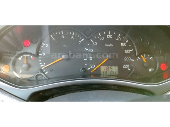 Sahibinden Ford Focus 1.6 Ambiente 2001 Model