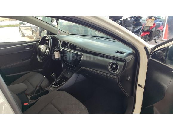 Galeriden Toyota Corolla 1.4 D-4D Advance 2017 Model Denizli