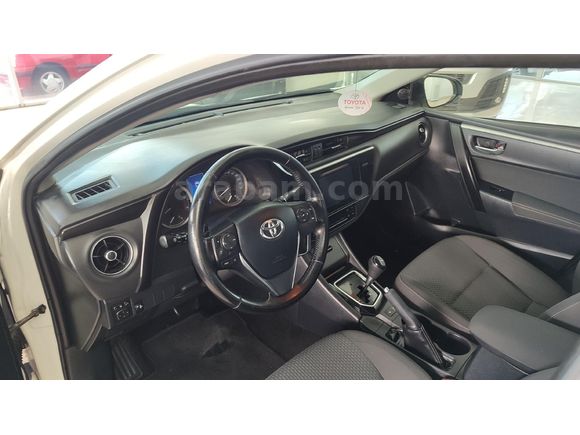 Galeriden Toyota Corolla 1.4 D-4D Advance 2017 Model Denizli