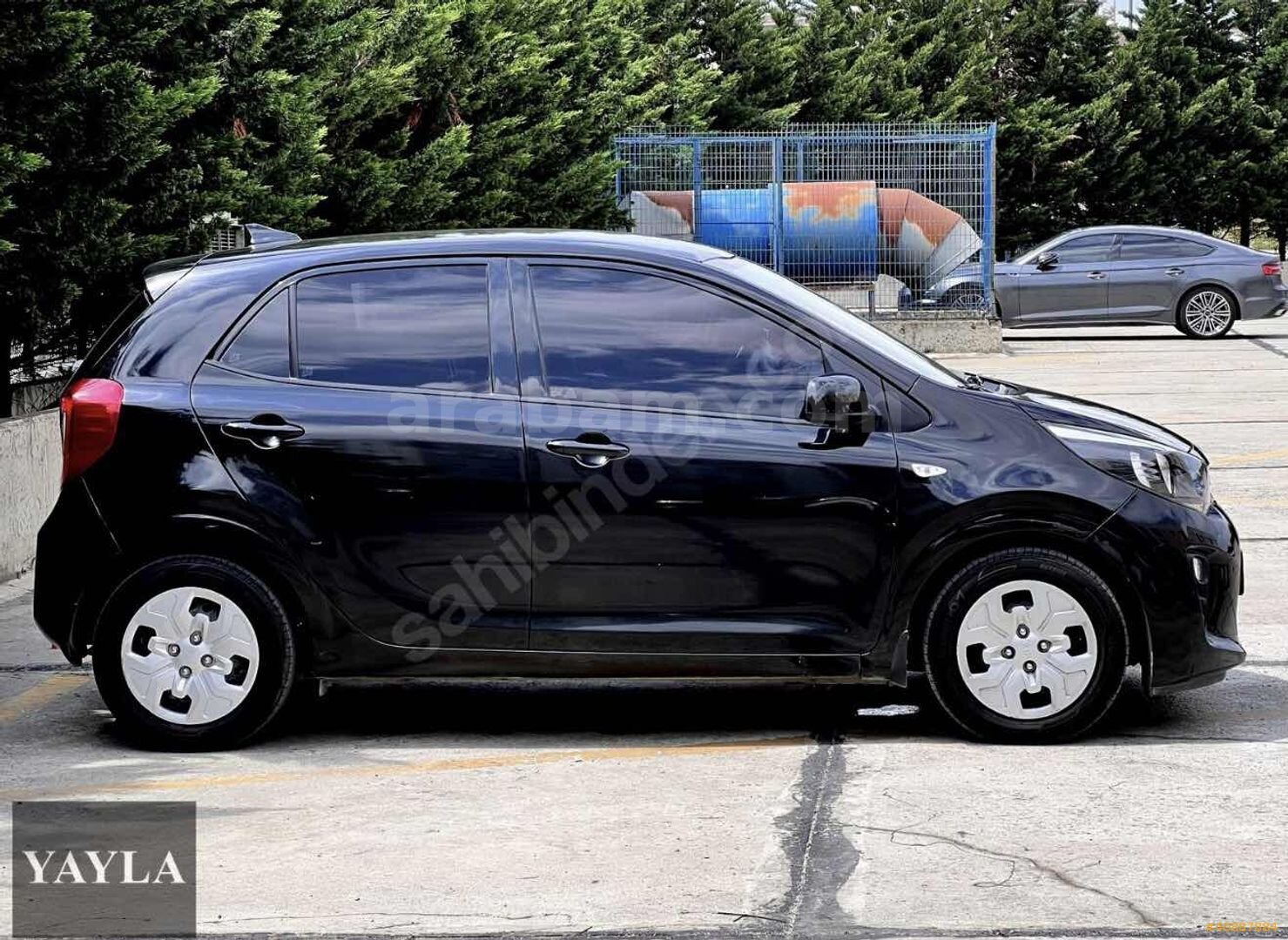 Galeriden Kia Picanto 1.0 MPI Live 2020 Model İstanbul 27.000 km Siyah 7