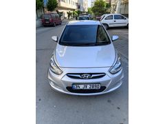 Sahibinden Hyundai Accent Blue 1.6 CRDI Mode Plus 2012 Model  143.200 km Gri (Gümüş)