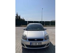 Sahibinden Ford Fiesta 1.4 TDCi Comfort 2006 Model  217.000 km Gri (Gümüş)