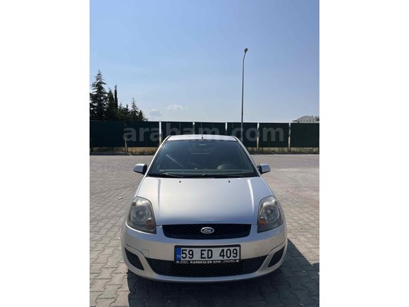 Sahibinden Ford Fiesta 1.4 TDCi Comfort 2006 Model  217.000 km Gri (Gümüş)