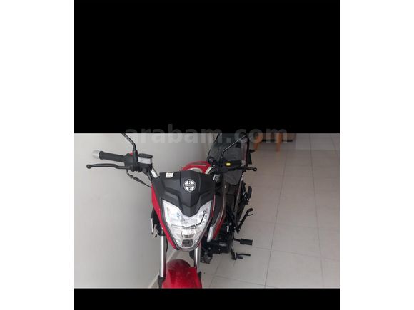 Sahibinden  450 Km Arora AR 06