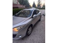 Sahibinden Renault Megane 1.5 dCi Expression 2010 Model  260.000 km Gri