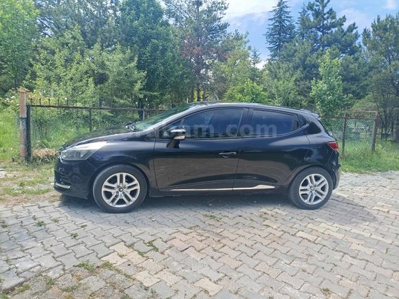Ekonomik,Temiz Aile Aracı Orijinal Sahibinden Renault Clio 1.5 DCI Joy 2017 Model