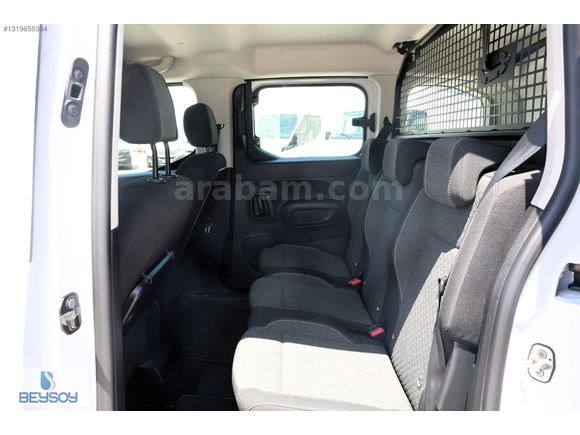 BÜYÜKSOYLU BEYSOY'DAN 2025 OPEL COMBO ESSENTIAL 1.5 D M/T 130 Hp