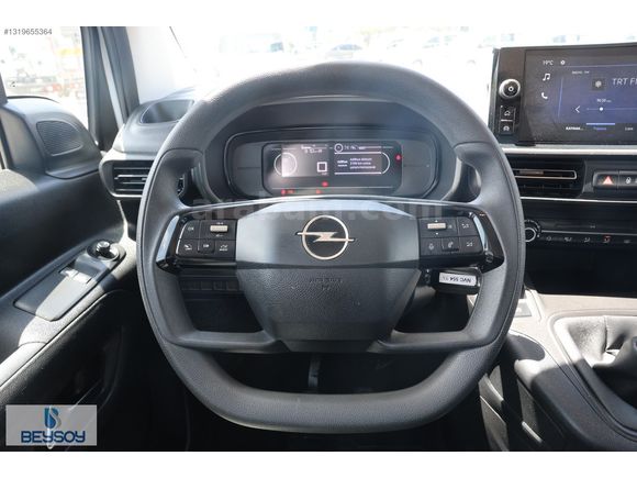BÜYÜKSOYLU BEYSOY'DAN 2025 OPEL COMBO ESSENTIAL 1.5 D M/T 130 Hp