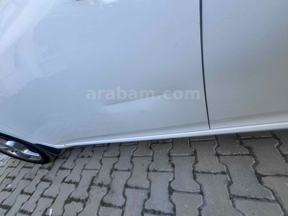 Sahibinden Toyota Corolla 1.4 D-4D Comfort Extra 2012 Model  167.000 km Beyaz