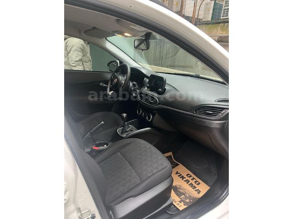Sahibinden Fiat Egea Cross 1.4 Fire Urban 2022 Model