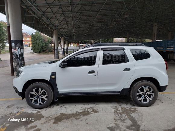 2020 MODEL DACİA DUSTER 4X4 DEĞİŞENSİZ TRAMERSİZ