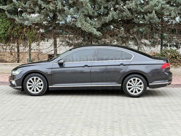 2021 MODEL WV PASSAT 1.5 TSİ BUSİNES EMSALSİZ TEMİZLİKTE BAKIMLI