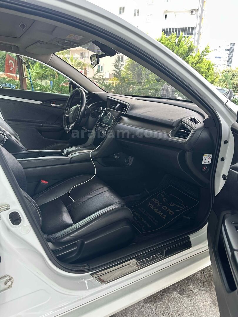 Sahibinden Honda Civic 1.6i DTEC Executive 2018 Model Antalya 168.500 km Beyaz 6