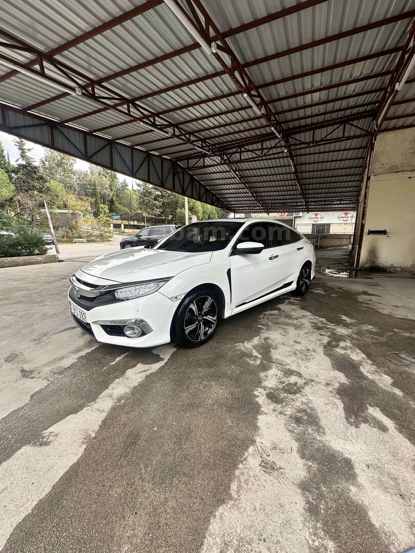 Sahibinden Honda Civic 1.6i DTEC Executive 2018 Model Antalya 168.500 km Beyaz 3