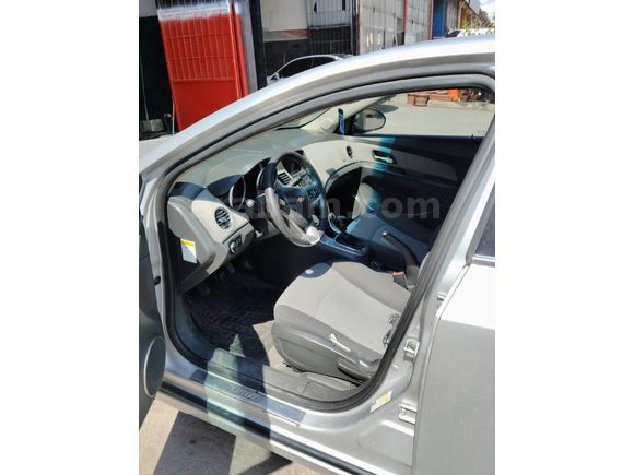 Sahibinden Chevrolet Cruze 1.6 2010 Model