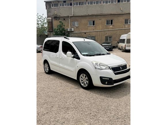 Sahibinden Peugeot Partner 1.6 HDI Active 2017 Model 