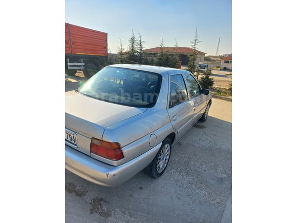 Sahibinden Ford Escort 1.6 Ghia 1997 Model