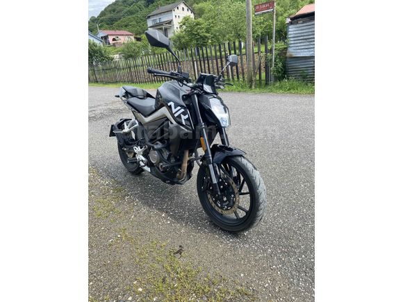 Sahibinden CFmoto 250NK 