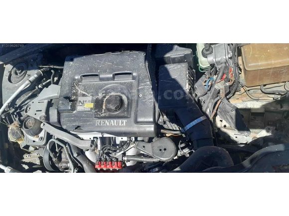 1998 model çıtır hasarlı laguna