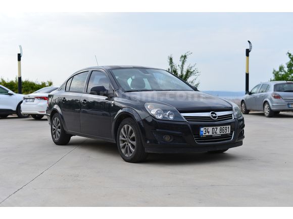 OPEL ASTRA SEDAN 1.3 DİZEL 111. YIL ENJOY ÇOK TEMİZ VE BAKIMLI