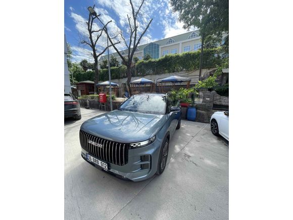 2025 NİSAN ÇIKIŞLI JAECOO EVOLVE 4x4 ÇİFT RENK  “7500 KM “ HATASIZ