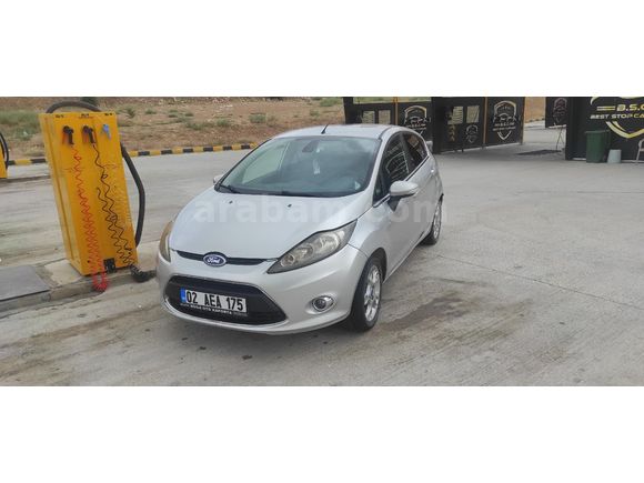 Sahibinden Ford Fiesta 1.4 TDCi Titanium 2012  200.000 km G