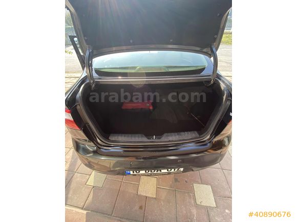 HATASIZ BOYASIZ DEĞİŞENSİZ SEDAN KİA RİO FANCY