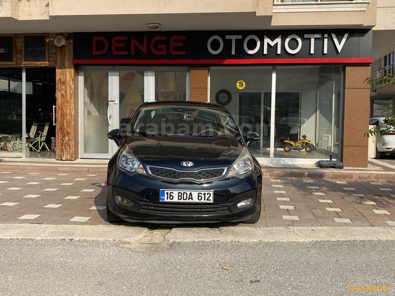 HATASIZ BOYASIZ DEĞİŞENSİZ SEDAN KİA RİO FANCY