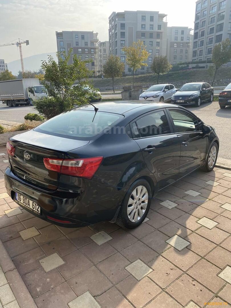 HATASIZ BOYASIZ DEĞİŞENSİZ SEDAN KİA RİO FANCY 7