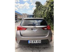 Sahibinden Toyota Auris 1.6 Advance Skypack 2013 Model  152.000 km Füme