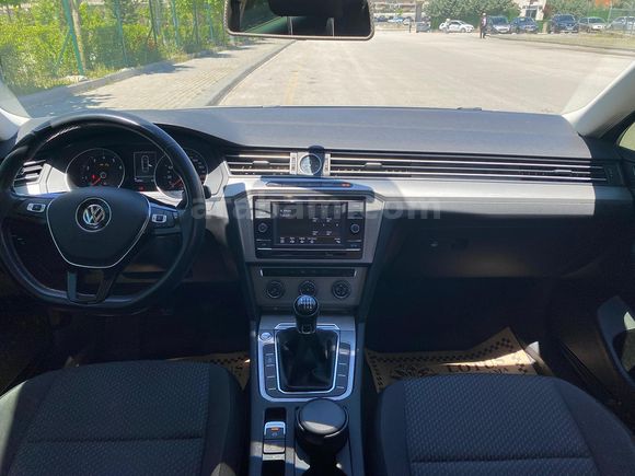 Sahibinden Temiz Bakımlı Volkswagen Passat 1.4 TSi BlueMotion Trendline 2015 Model 