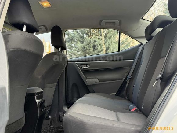 2015 TOYOTA COROLLA BENZİN LPG 123 BİN KMDE HATASIZ TERTEMİZ