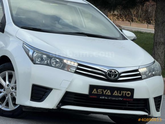 2015 TOYOTA COROLLA BENZİN LPG 123 BİN KMDE HATASIZ TERTEMİZ
