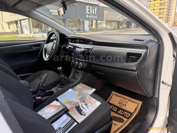 2015 TOYOTA COROLLA BENZİN LPG 123 BİN KMDE HATASIZ TERTEMİZ
