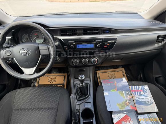 2015 TOYOTA COROLLA BENZİN LPG 123 BİN KMDE HATASIZ TERTEMİZ