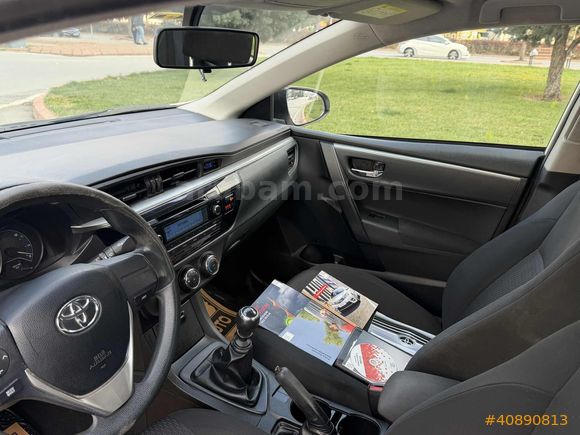 2015 TOYOTA COROLLA BENZİN LPG 123 BİN KMDE HATASIZ TERTEMİZ