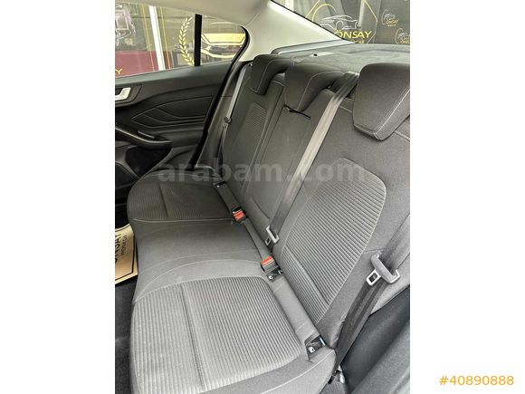 ÖNSAY OTOMOTİV 2025 FORD FOCUS 1.5 ECOBLUE 8500 KM HTSIZ GARANTİ