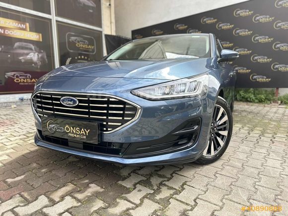 ÖNSAY OTOMOTİV 2025 FORD FOCUS 1.5 ECOBLUE 8500 KM HTSIZ GARANTİ