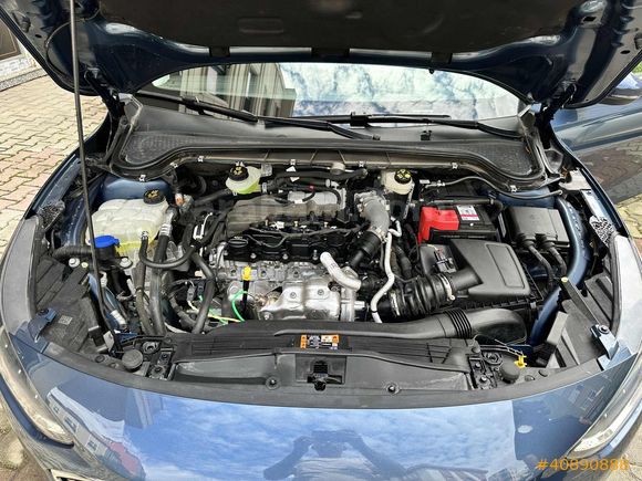 ÖNSAY OTOMOTİV 2025 FORD FOCUS 1.5 ECOBLUE 8500 KM HTSIZ GARANTİ