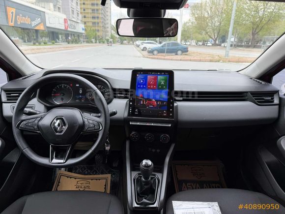 75 BİN KMDE 2022 MODEL RENAULT CLİO BENZİN HATASIZ TESLA EKRAN