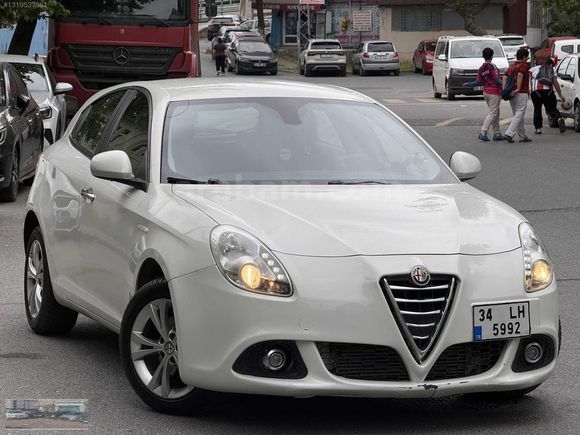 2015 ALFA ROMEO 1.6 JTD DİSTİNCTİVE